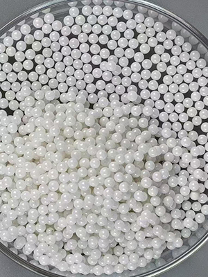 Zirconia Ball Used in Textile Auxiliary Grinding to Enhance Fabric Dyeing Unifor